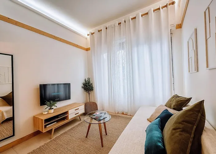 Paradis Cotier 6 Couchages * Antibes